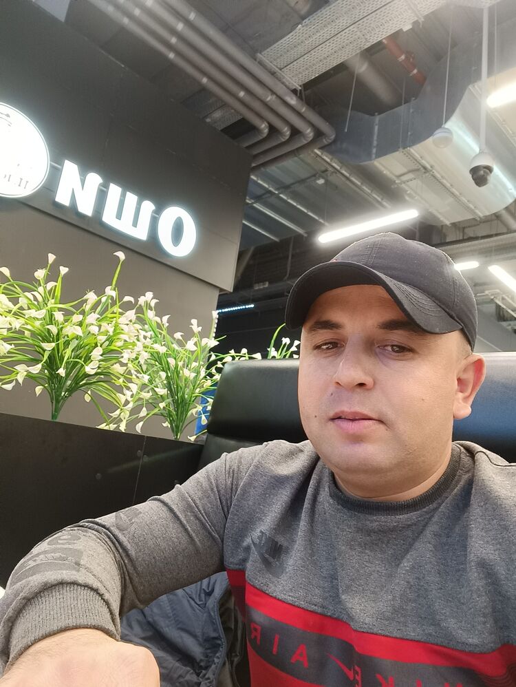  ,   Zurab, 24 ,   ,   