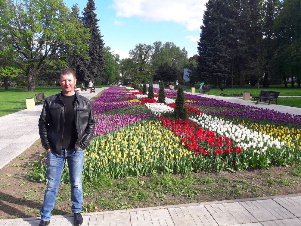  ,   Sergei, 45 ,   ,   , c 