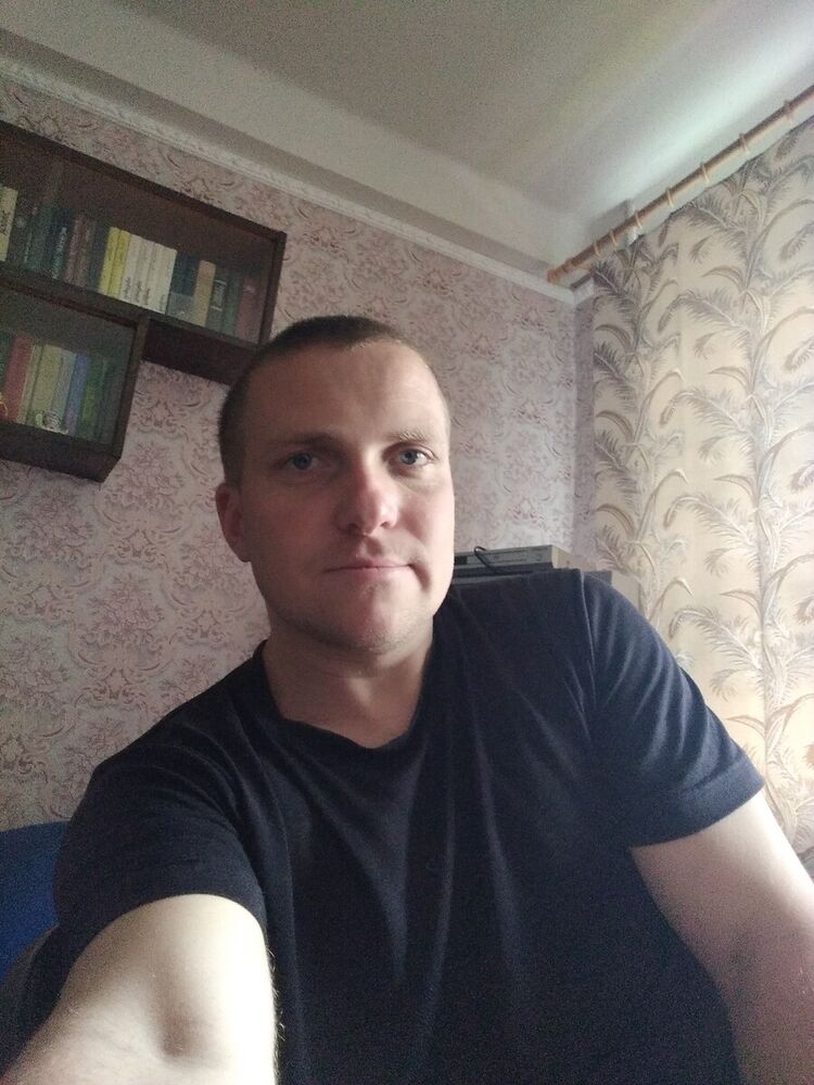  20590470  , 33 ,    