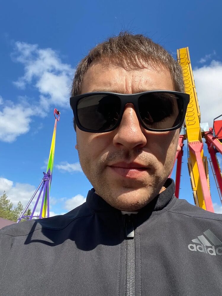  40680980  Igor, 44 ,     