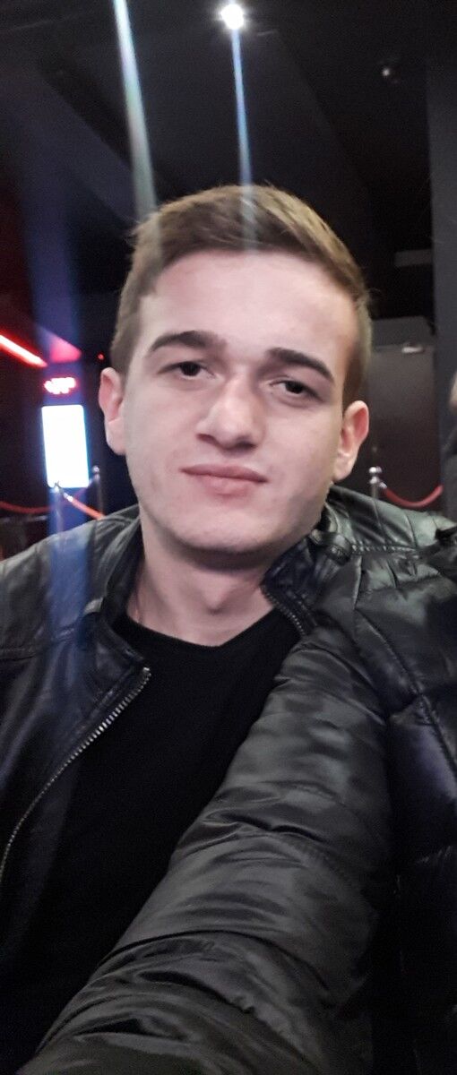  ,   Viorel, 27 ,   