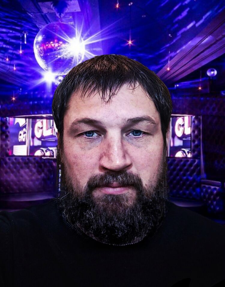  ,   Igor, 41 ,   ,   