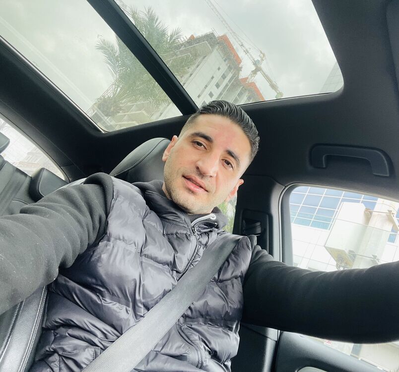  ,   Stav, 39 ,   ,   