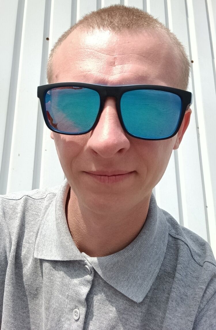  37267660  , 34 ,    