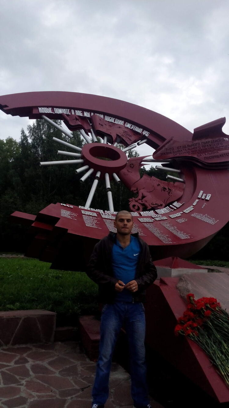  ,   Pavel, 30 ,   c 