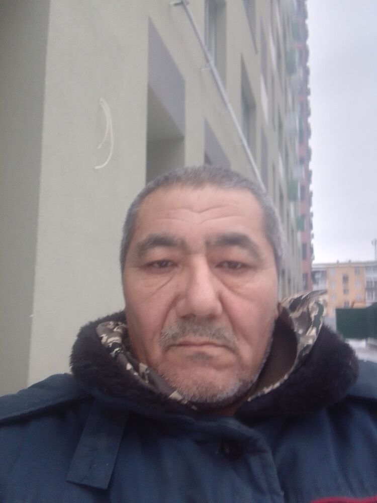  -,   Ilkhamzhan, 57 ,     , c , 