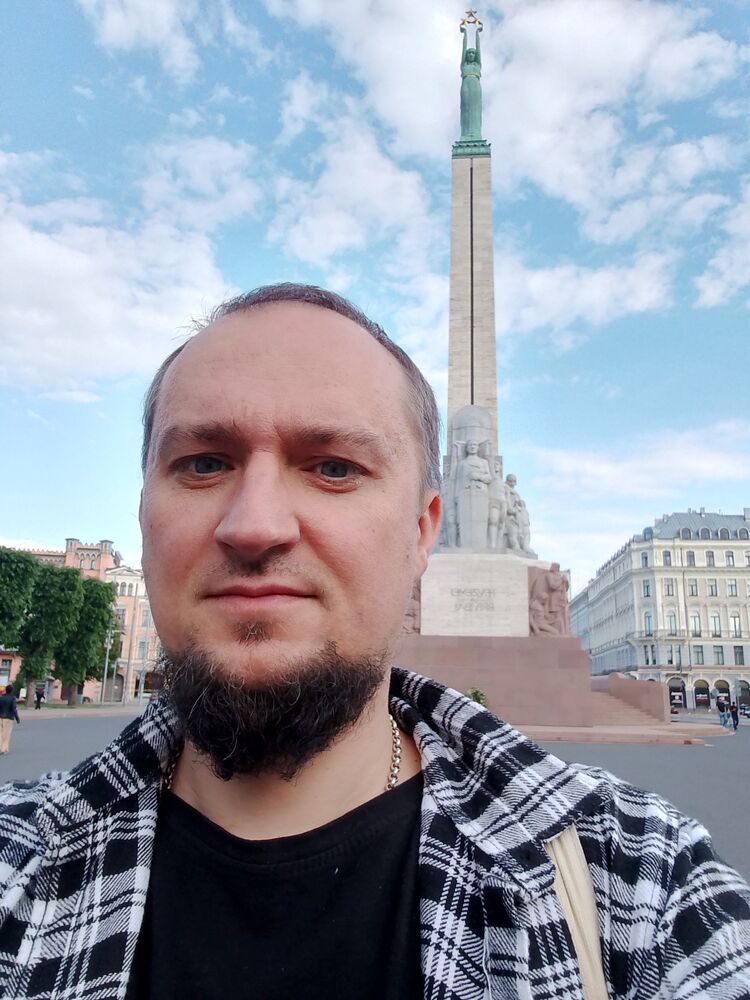  51267220  Andrey, 34 ,     