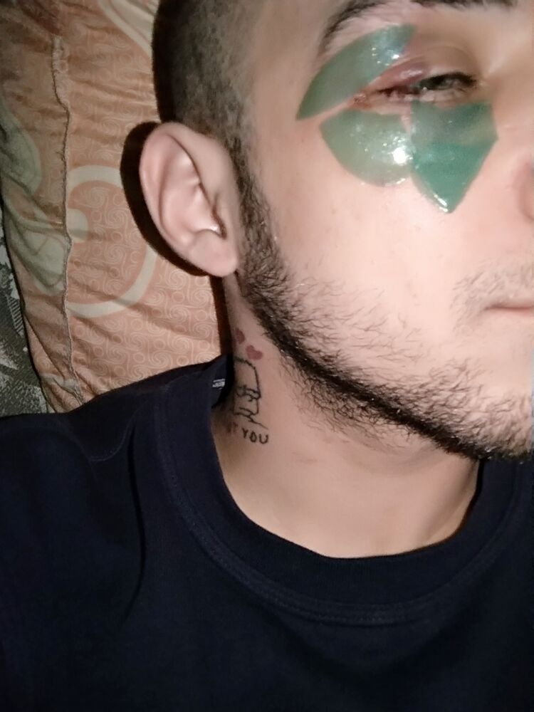  33027740  , 32 ,    