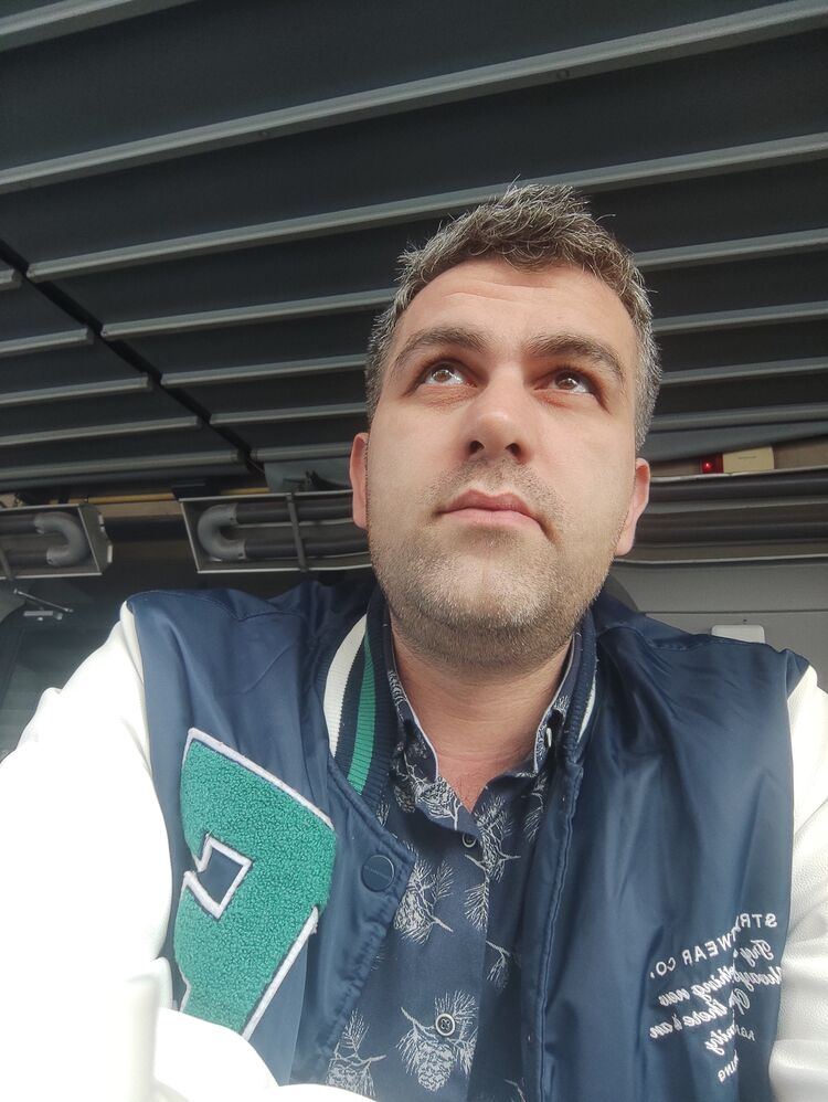  ,   Halil, 36 ,   ,   