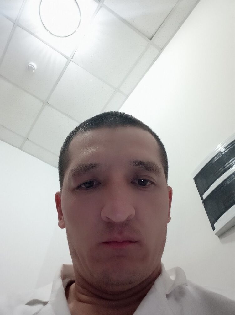  15939060  Boy, 37 ,    