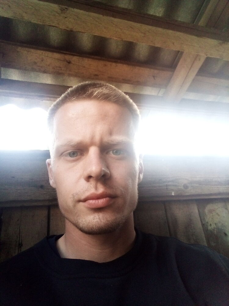  ,   Ivan, 32 ,   ,   , c 