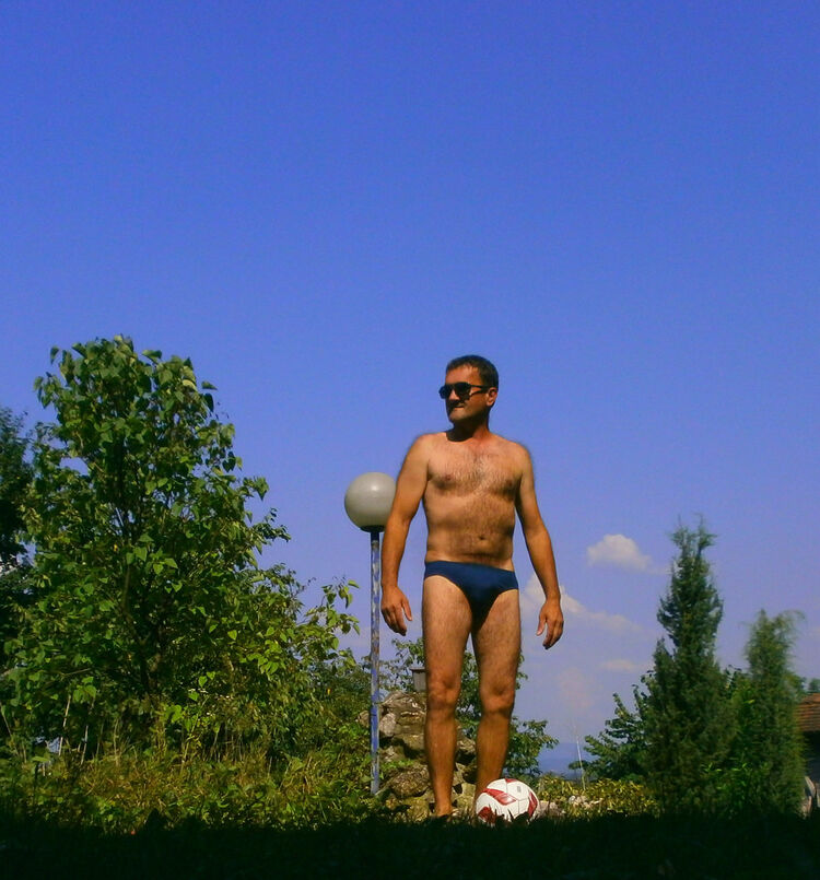  16110980  Seksyserb, 48 ,    