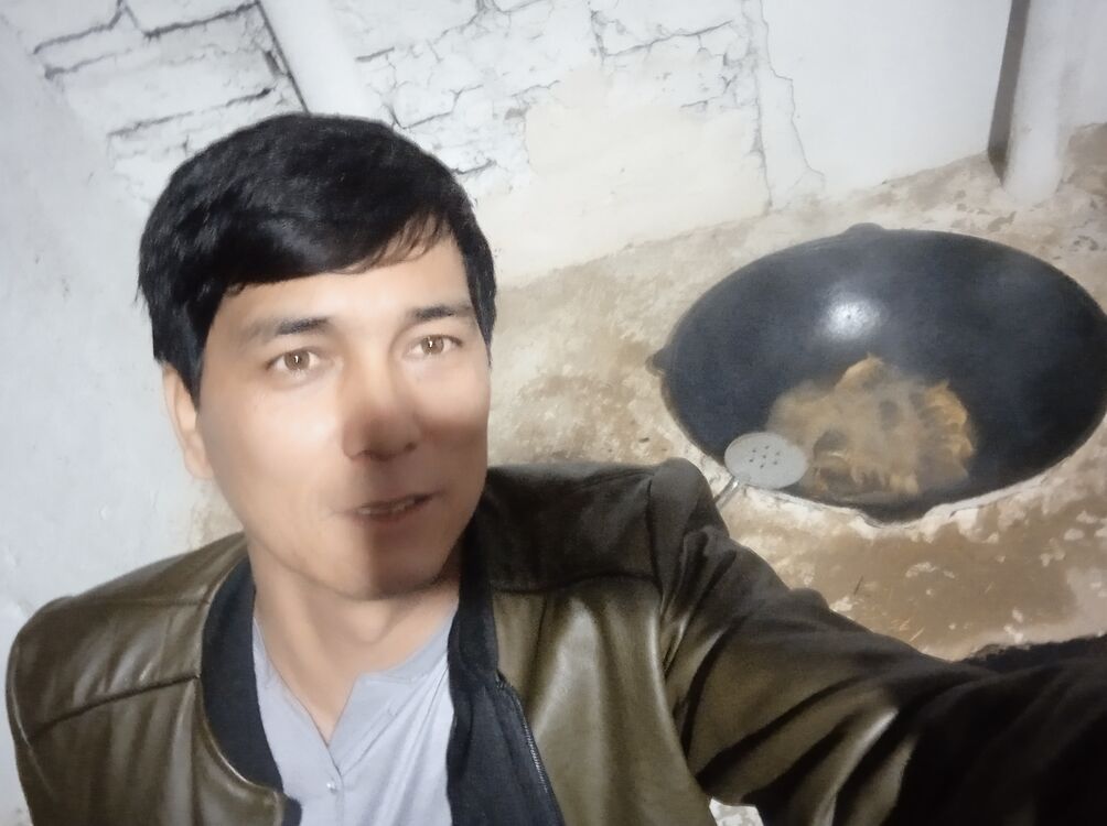  34332200  Ravshan, 38 ,    