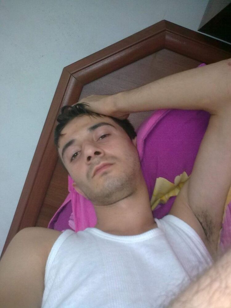  ,   Ruslan, 38 ,   ,   , c 