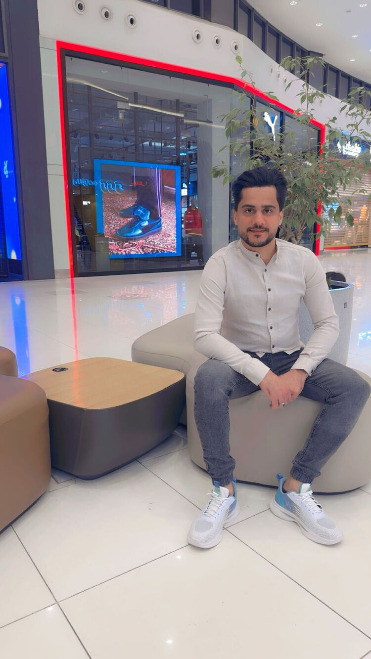  ,   Midoo, 30 ,   ,   