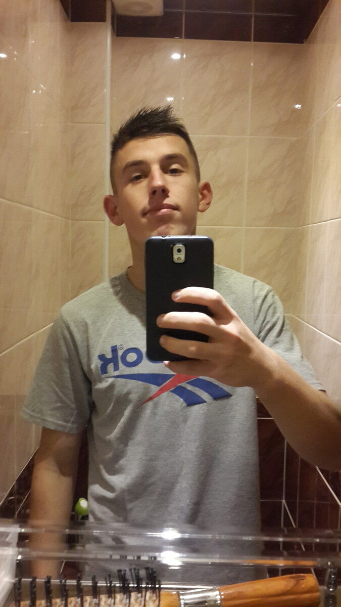  ,   Volodymyr, 25 ,  