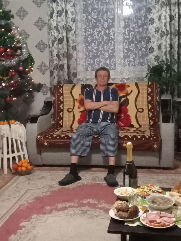  24813780  , 60 ,    