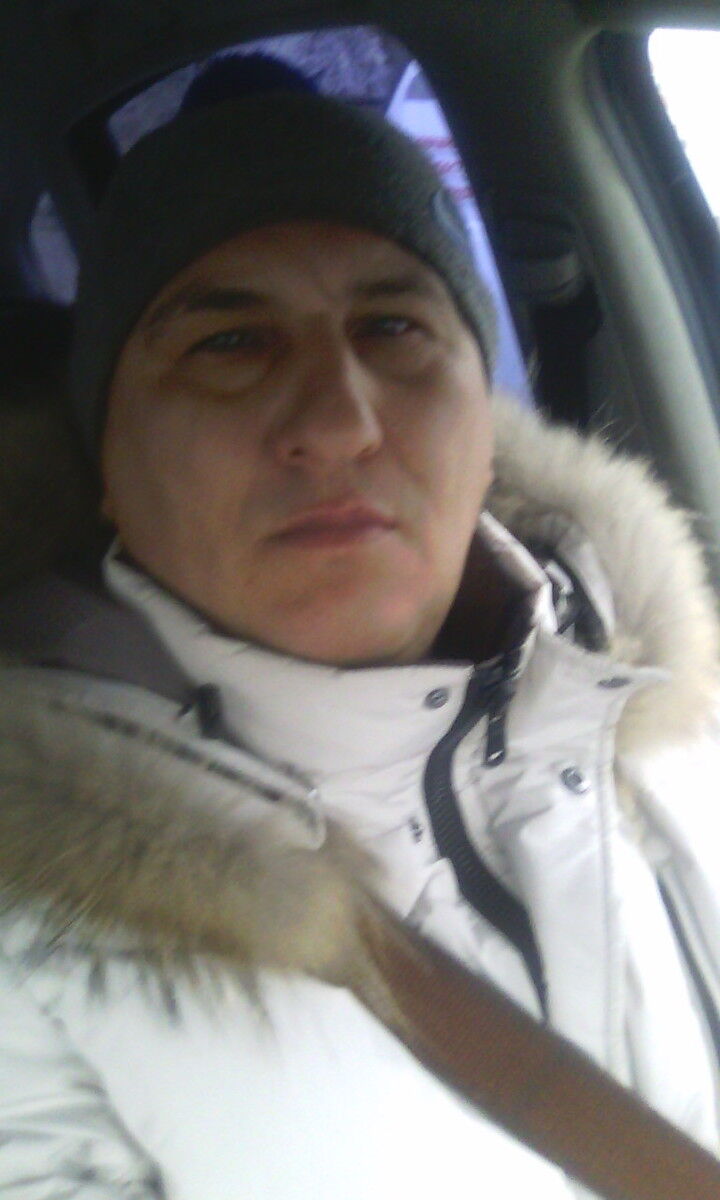  5337610  Oleg, 54 ,    