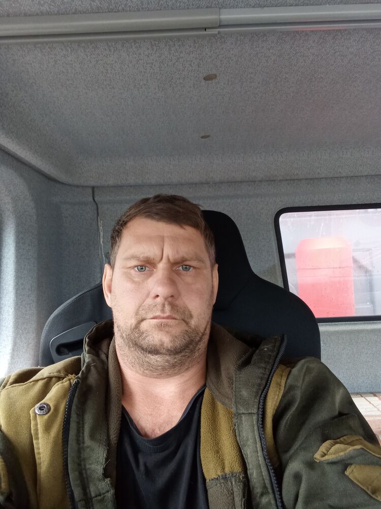  51911420  Sergey, 40 ,    