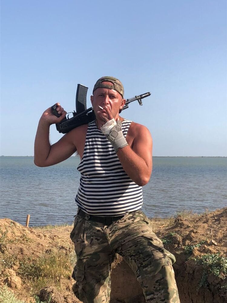  45269790  Dimon, 39 ,    