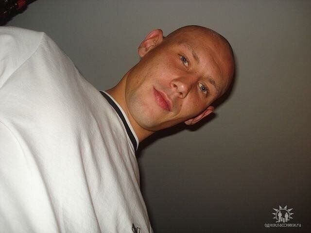  10268560  Roman, 36 ,    