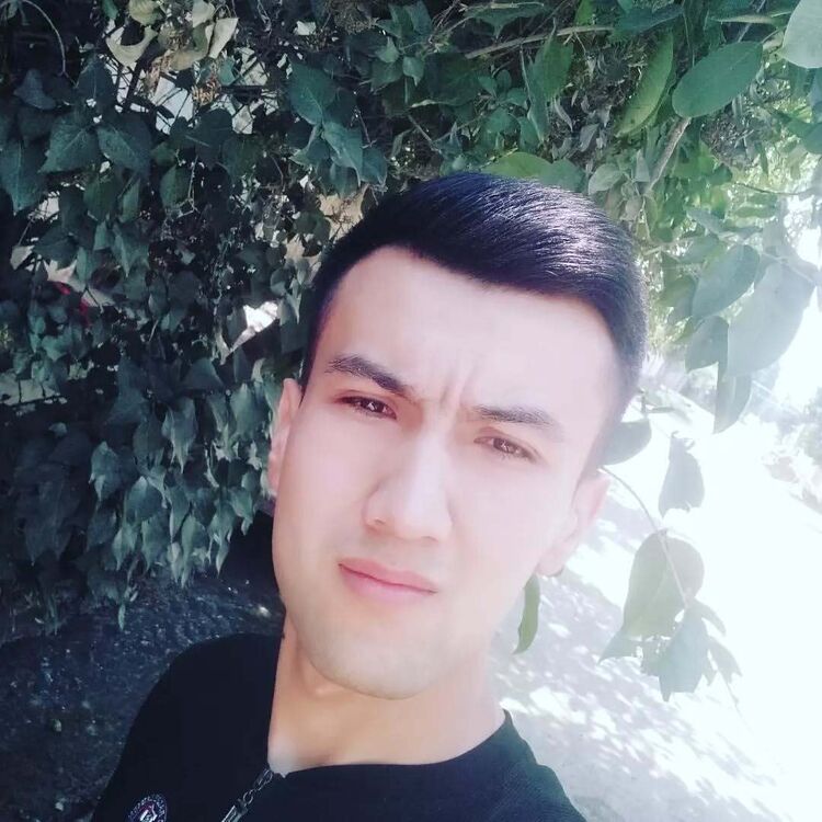  49622270  Abbosbek, 24 ,    