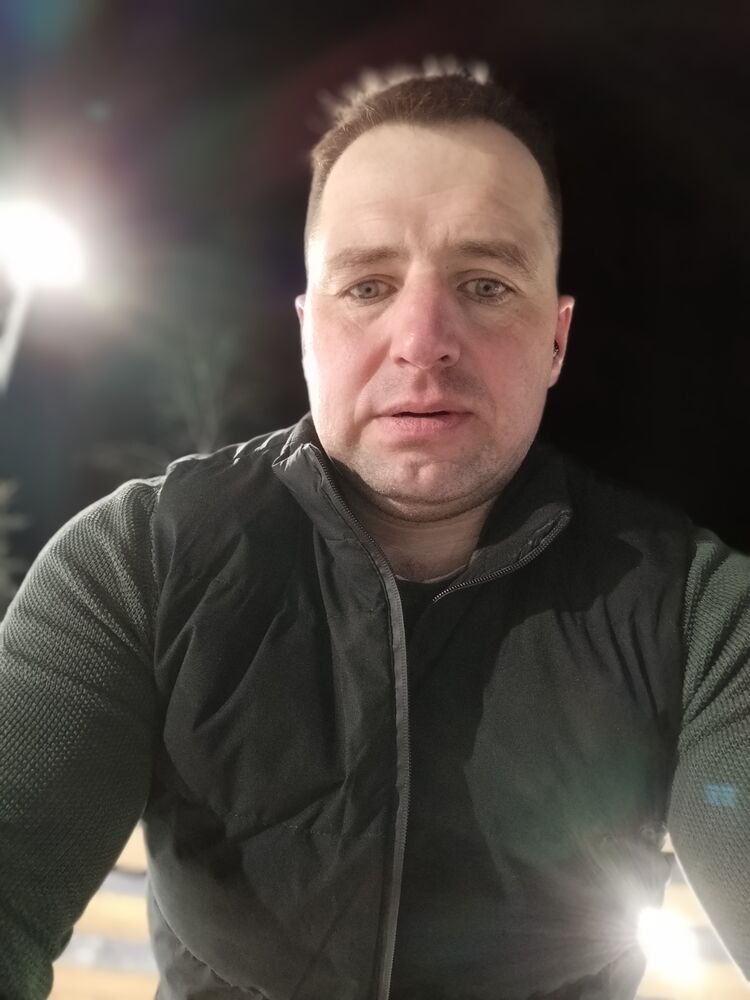  ,   Dima, 44 ,   ,   , c , 