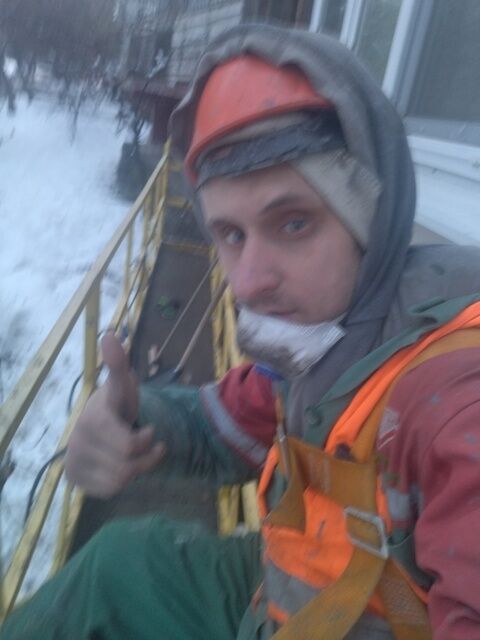  51508320  Andron, 29 ,    