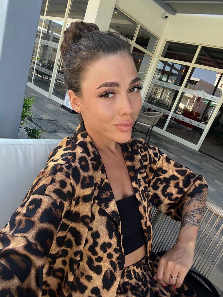  54534870  , 28 ,    -