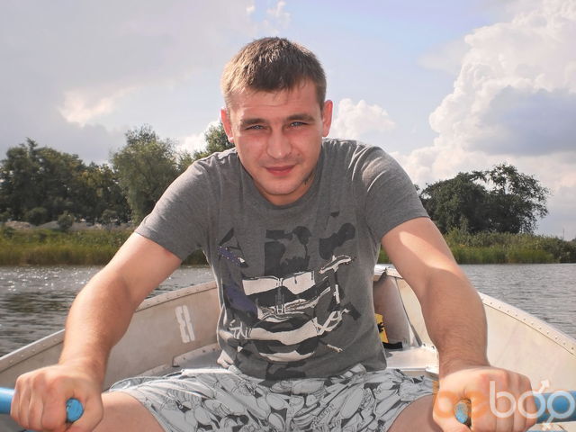 1229980  Vitalik, 37 ,    