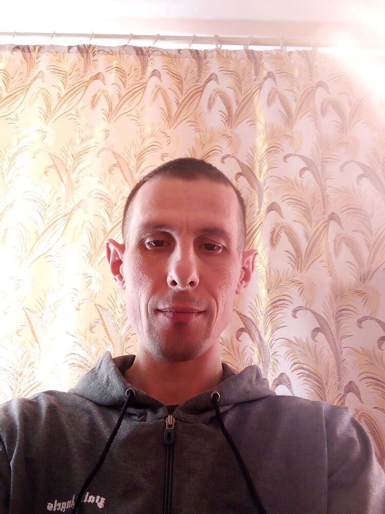  43958340  , 45 ,    