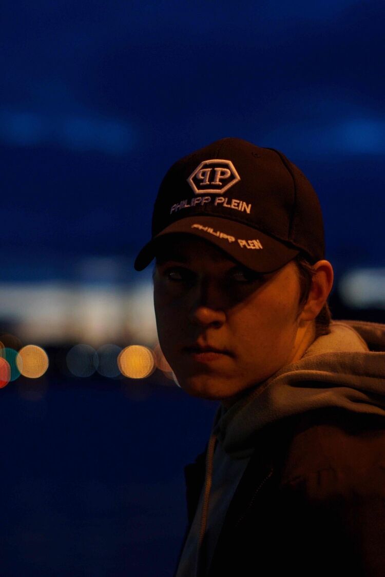  29241460  , 22 ,    -