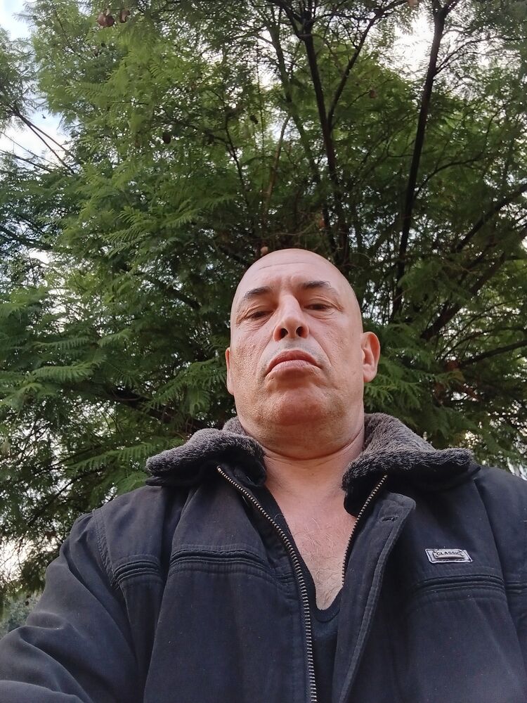  47739790  Alexander, 53 ,    Azor