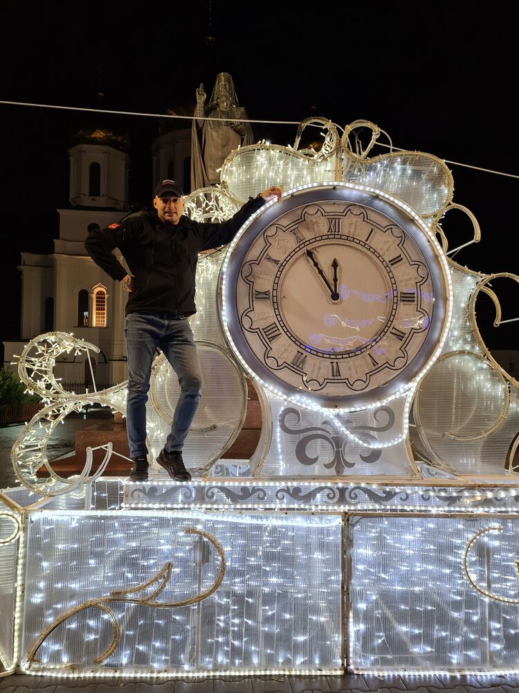  33205220  , 32 ,    --