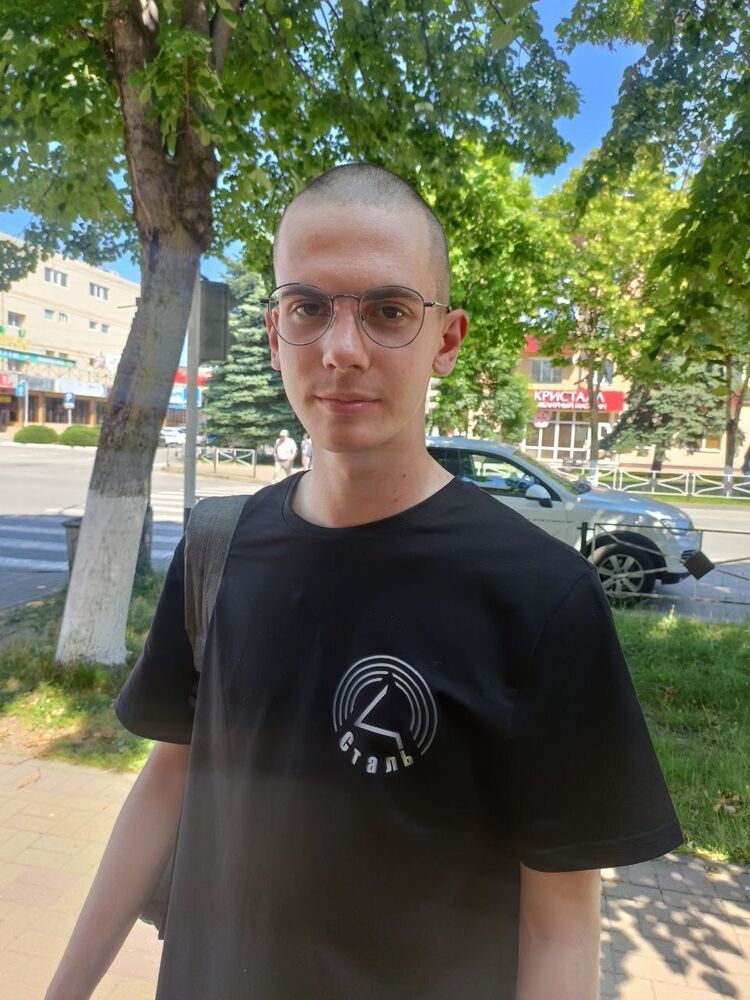  44546260  , 20 ,     