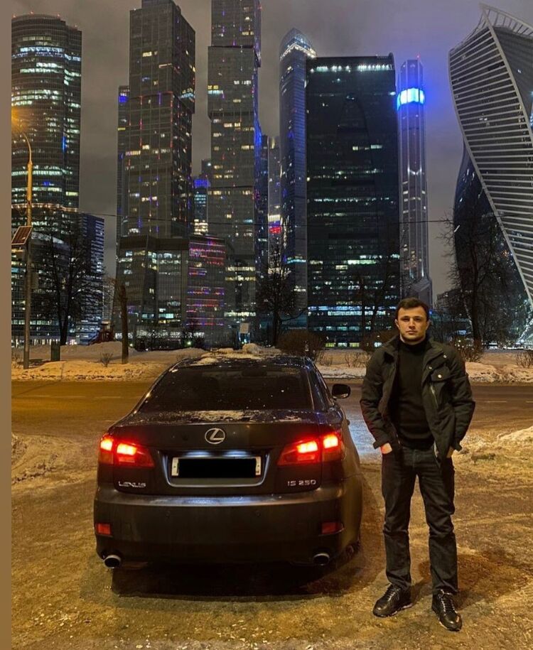  27087780  Ferz, 27 ,    