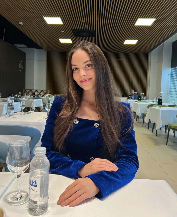 ���������� �����, ���� ������� Leila Ermol, 29 ���, ������������ ��� ����� � ���������, c�������� ���������