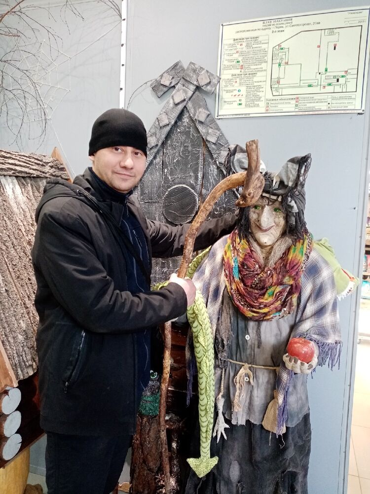  36982710  Yaroslav, 36 ,    