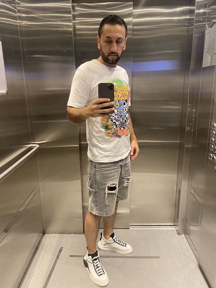  ,   Farhad, 41 ,   ,   