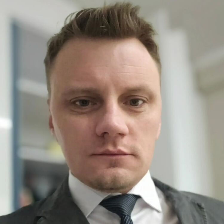  54297850  Stas, 35 ,    