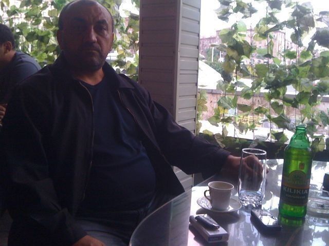  11097590  Seyran, 55 ,     