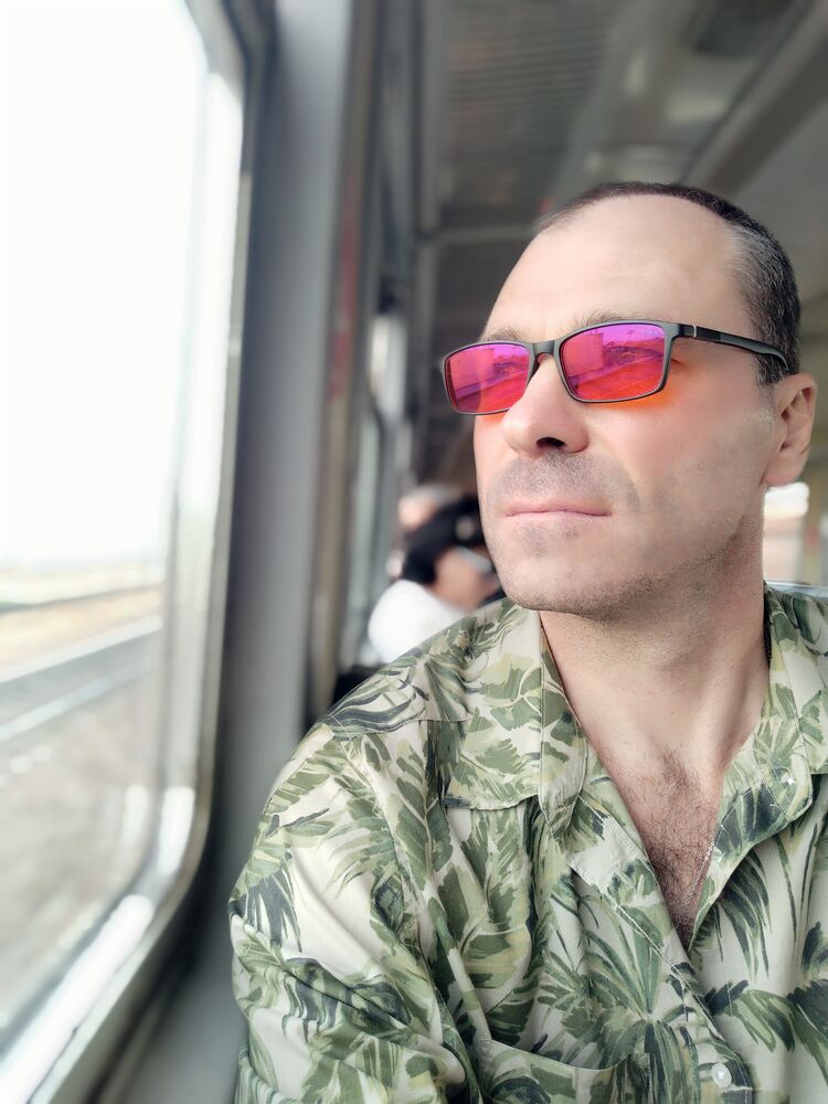  -,   , 49 ,     , c 