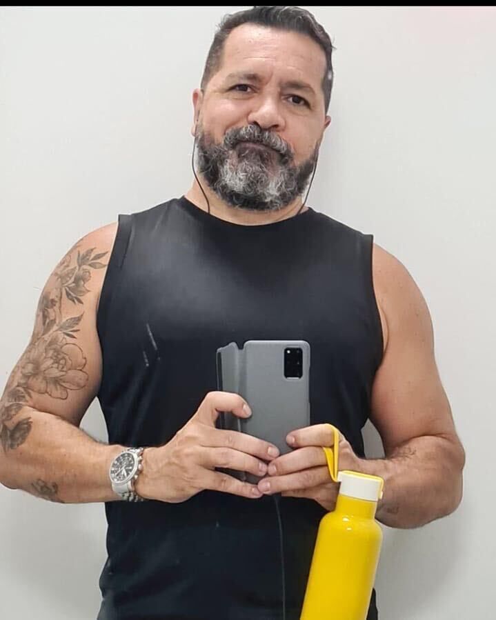  54338720  Micheal, 47 ,    