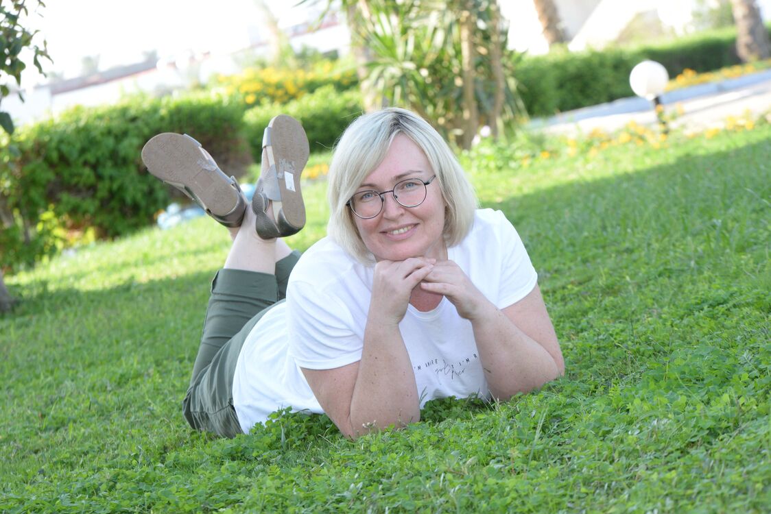  ,   Tasha, 40 ,   ,   