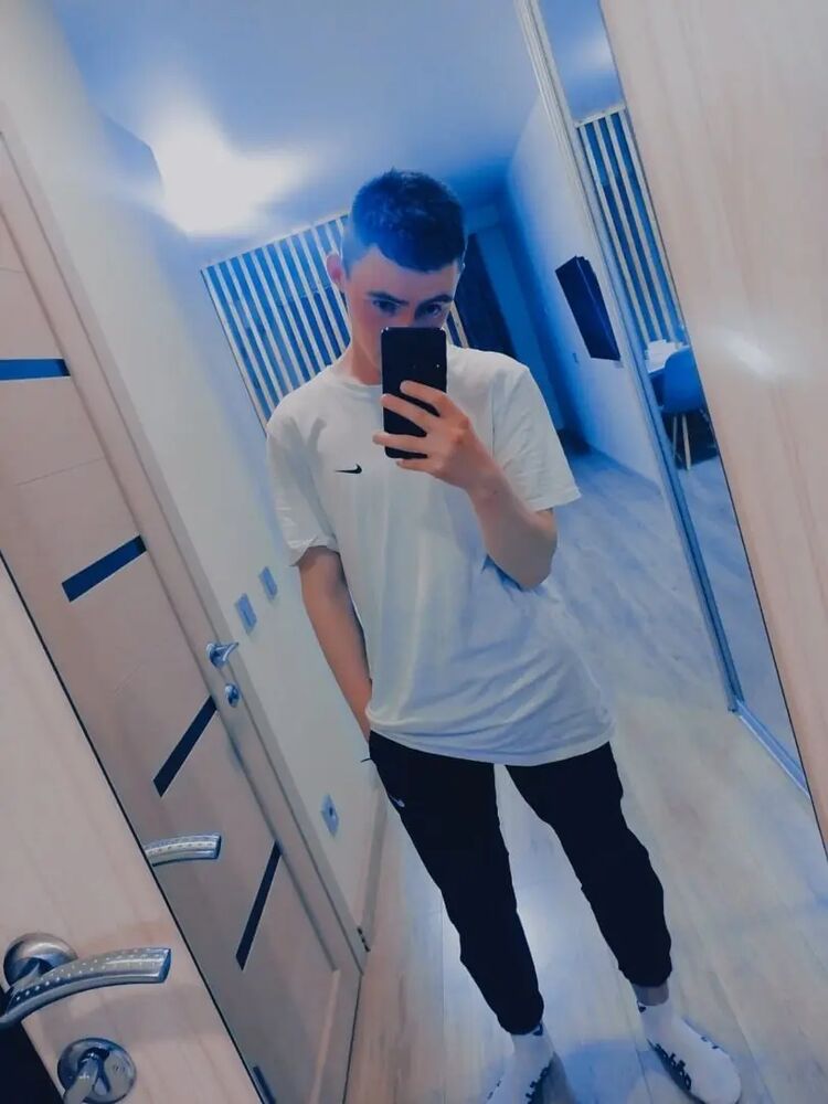  43077380  , 24 ,    