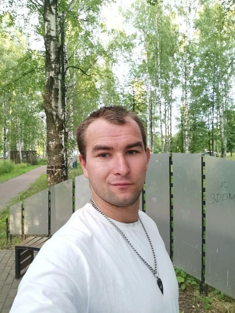  49728030  Oleg, 32 ,    