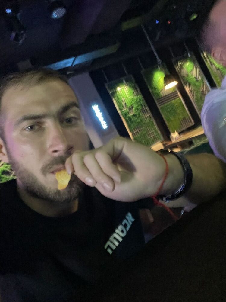  46985370  Ilya, 29 ,    Azor