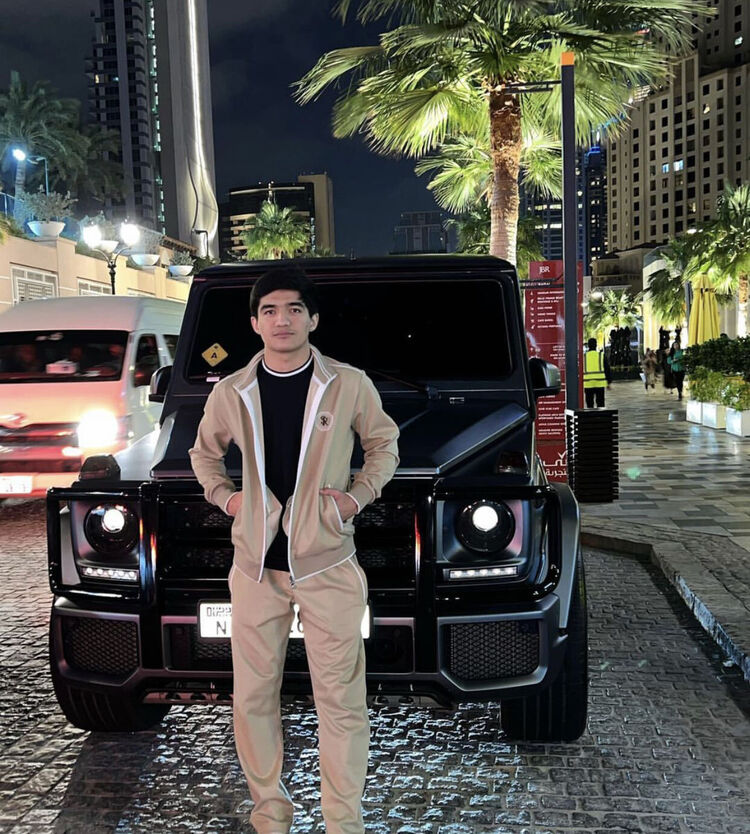  ,   Zubayr, 27 ,   ,   , c , 