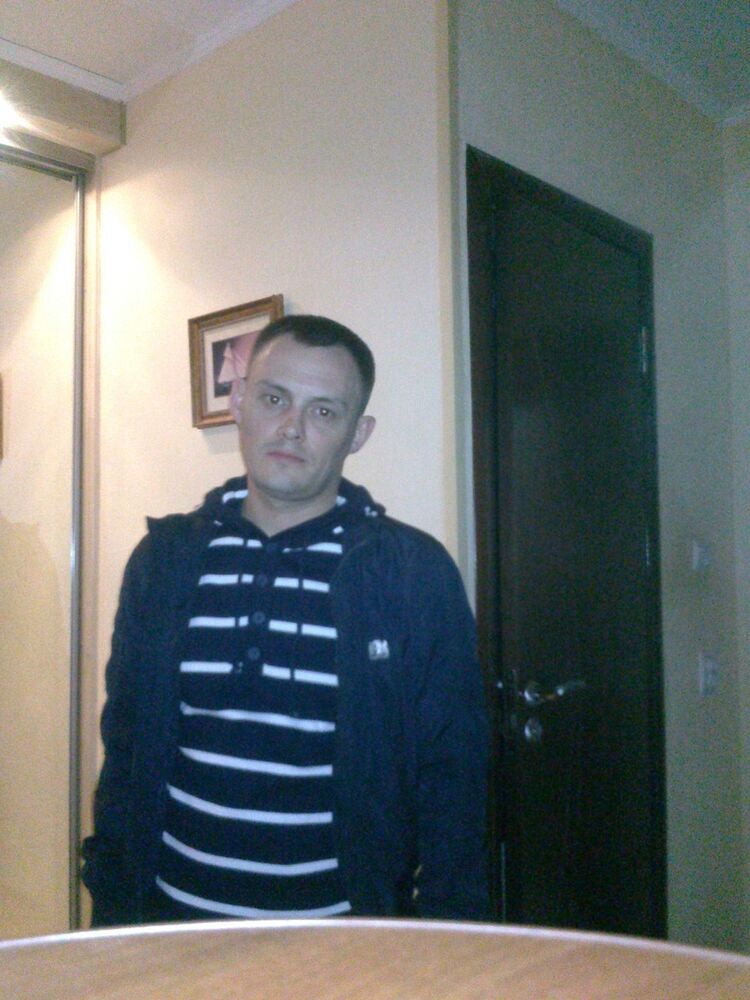  ,   Aleksandr, 47 ,   ,   , c 