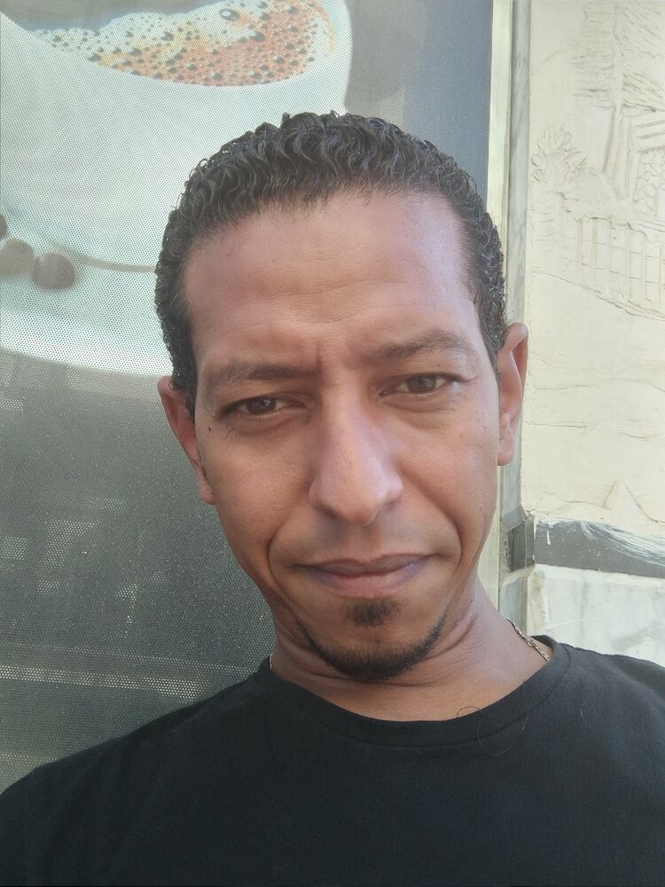  25795410  , 37 ,    